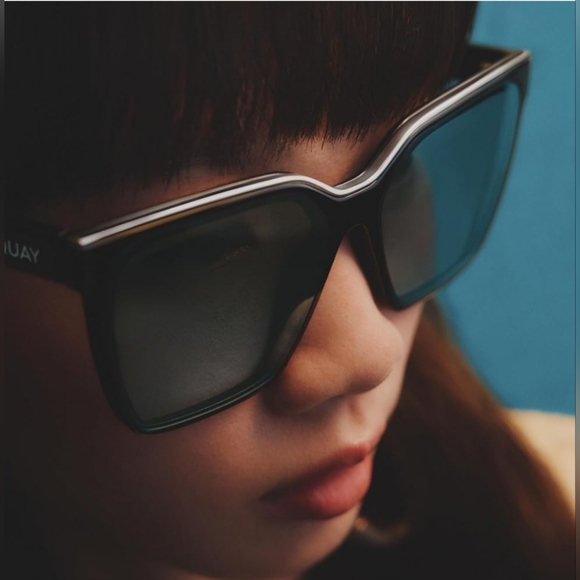 Quay Women's Modern Level Up Square Sunglasses - Picture 5 of 8